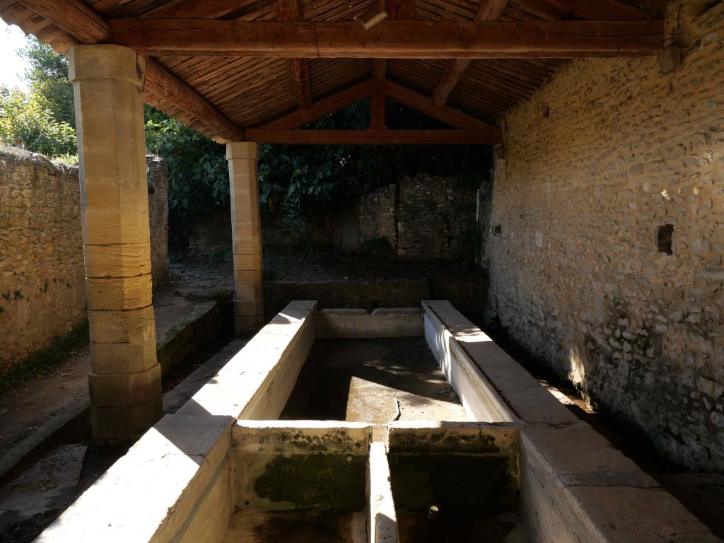 Garrigue Flaux Loop